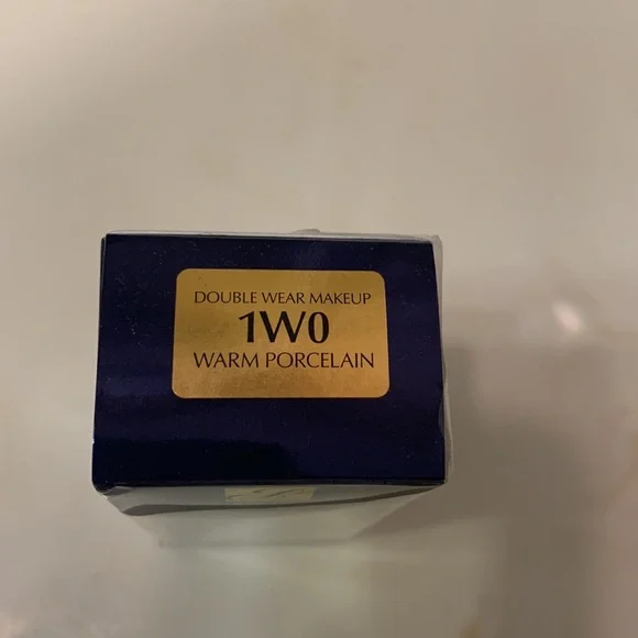NEW NEVER USED Makeup: Estée Lauder Double Wear Foundation Color: Warm Porcelain - Picture 3 of 6